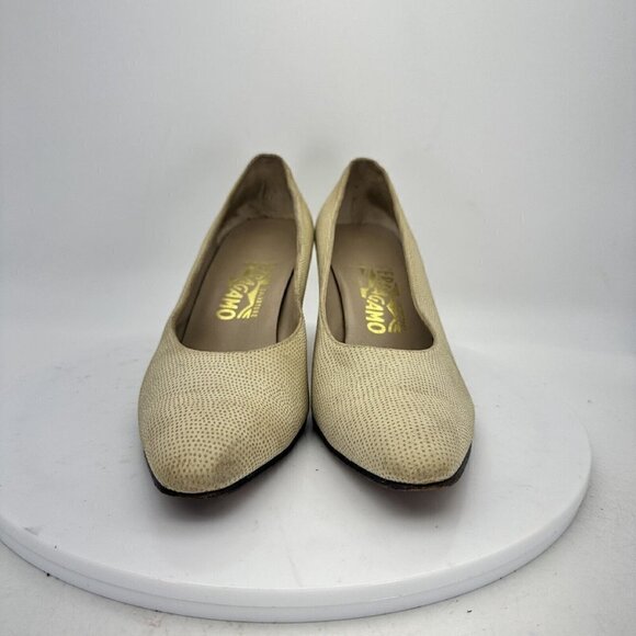 Salvatore Ferragamo Classic Pump Women Size 8 Medium Heel Shoes Cream Beige - Picture 5 of 13